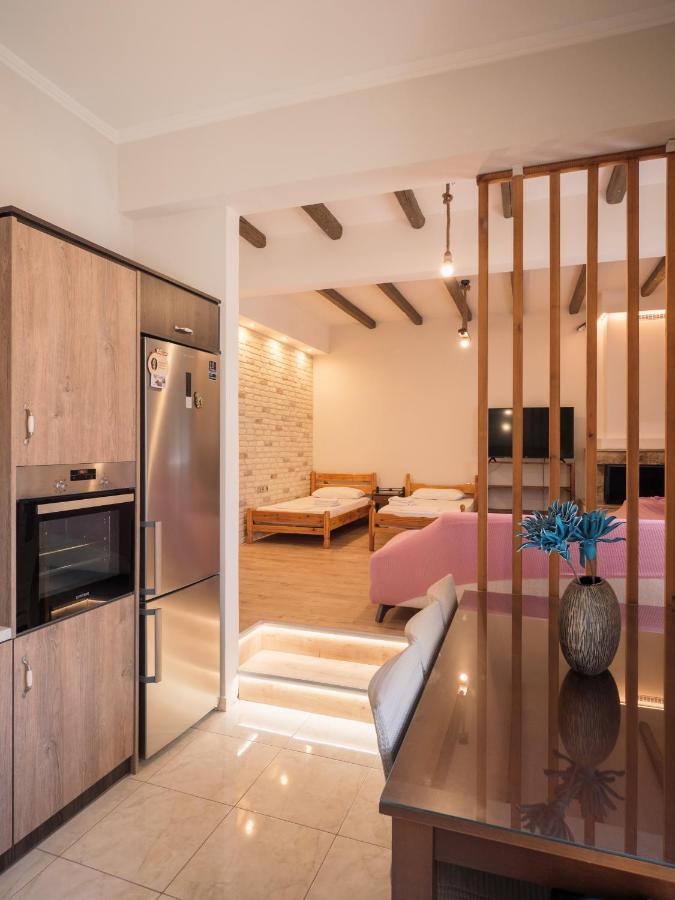 Kellys Cozy One Bedroom House Next To The Beach Ikonomianika Екстериор снимка